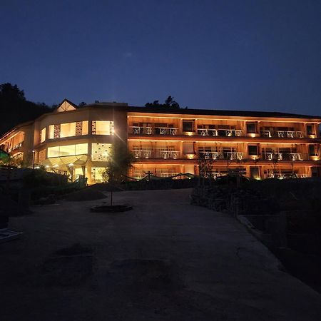 The Foresta Resort ,Mulshi Paud エクステリア 写真