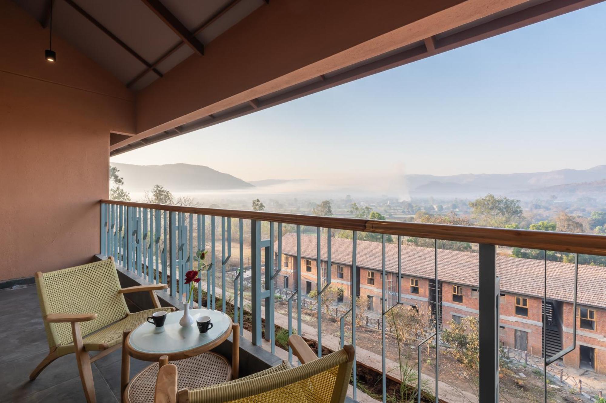 The Foresta Resort ,Mulshi Paud エクステリア 写真