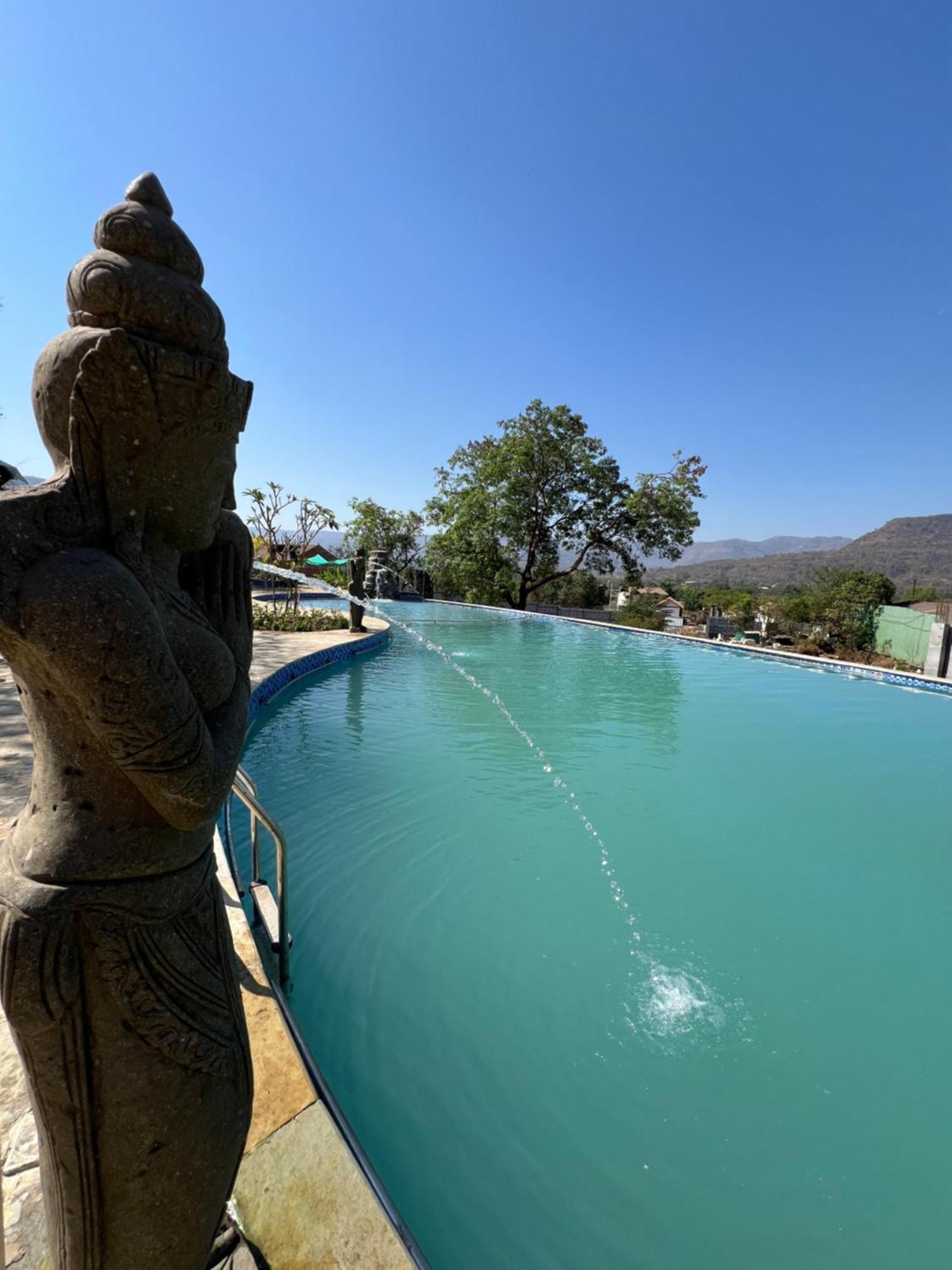 The Foresta Resort ,Mulshi Paud エクステリア 写真