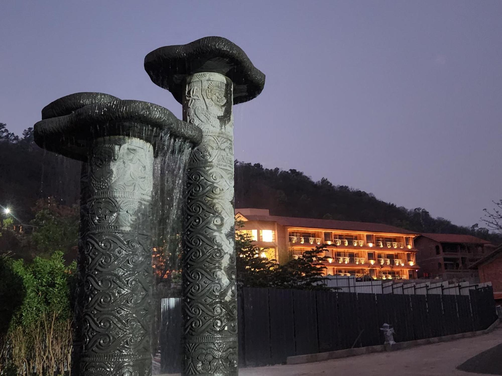 The Foresta Resort ,Mulshi Paud エクステリア 写真