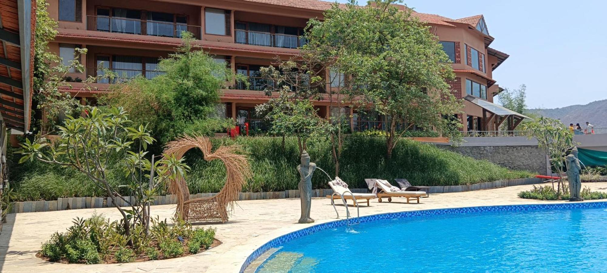 The Foresta Resort ,Mulshi Paud エクステリア 写真